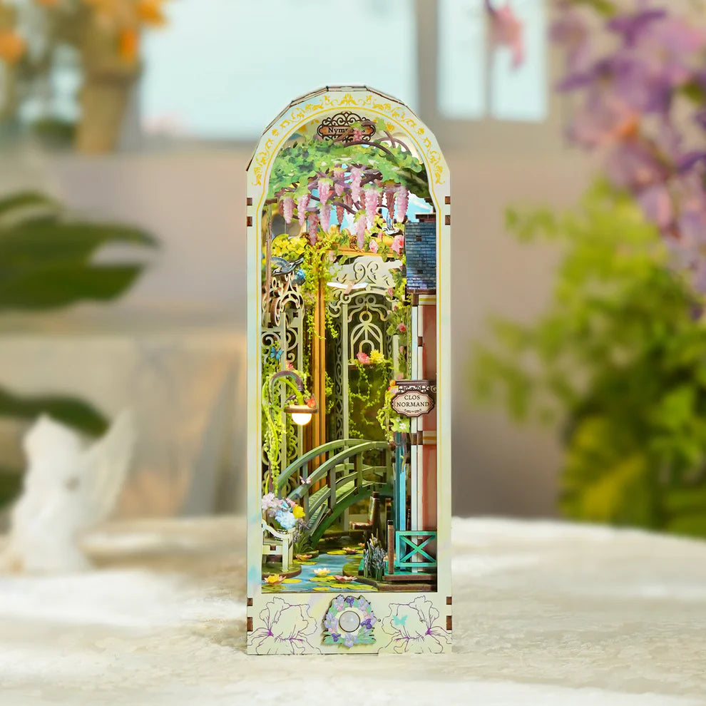 Rolife Giverny Garden Book Nook