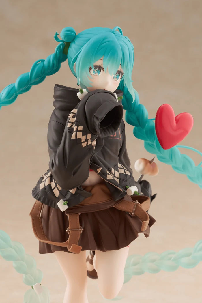 Miku Fashion Outdoor Version