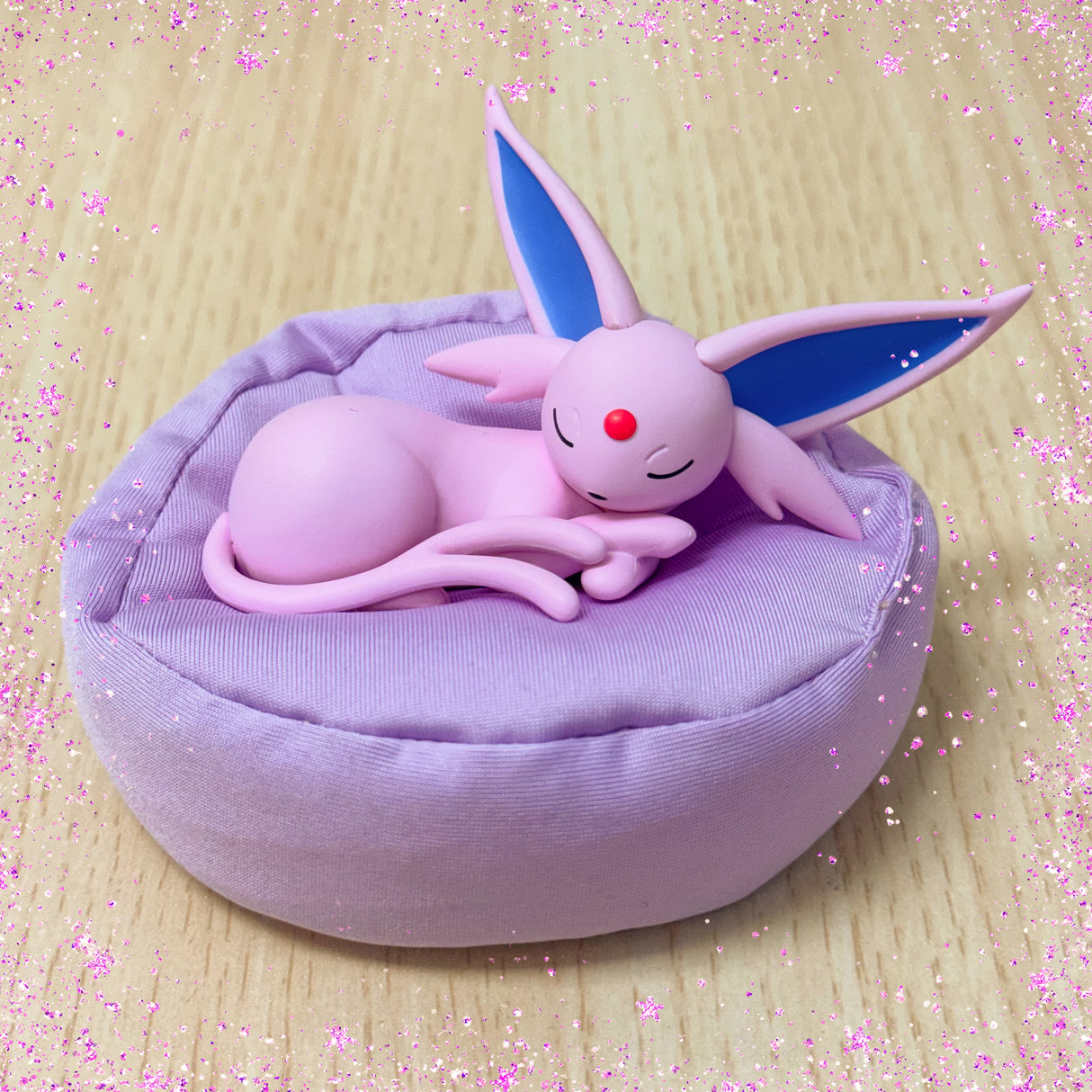 Pokemon Eeveelutions Sleeping Pose Figure
